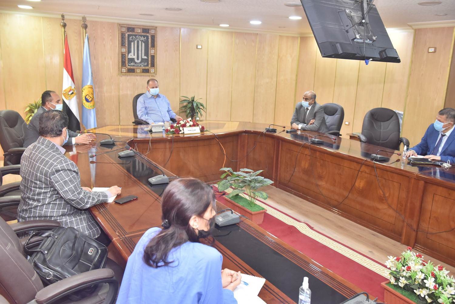 محافظ_أسيوط_يجتمع_مع_مسئولي_أملاك_الدولة_بوزارة_الري_(7)