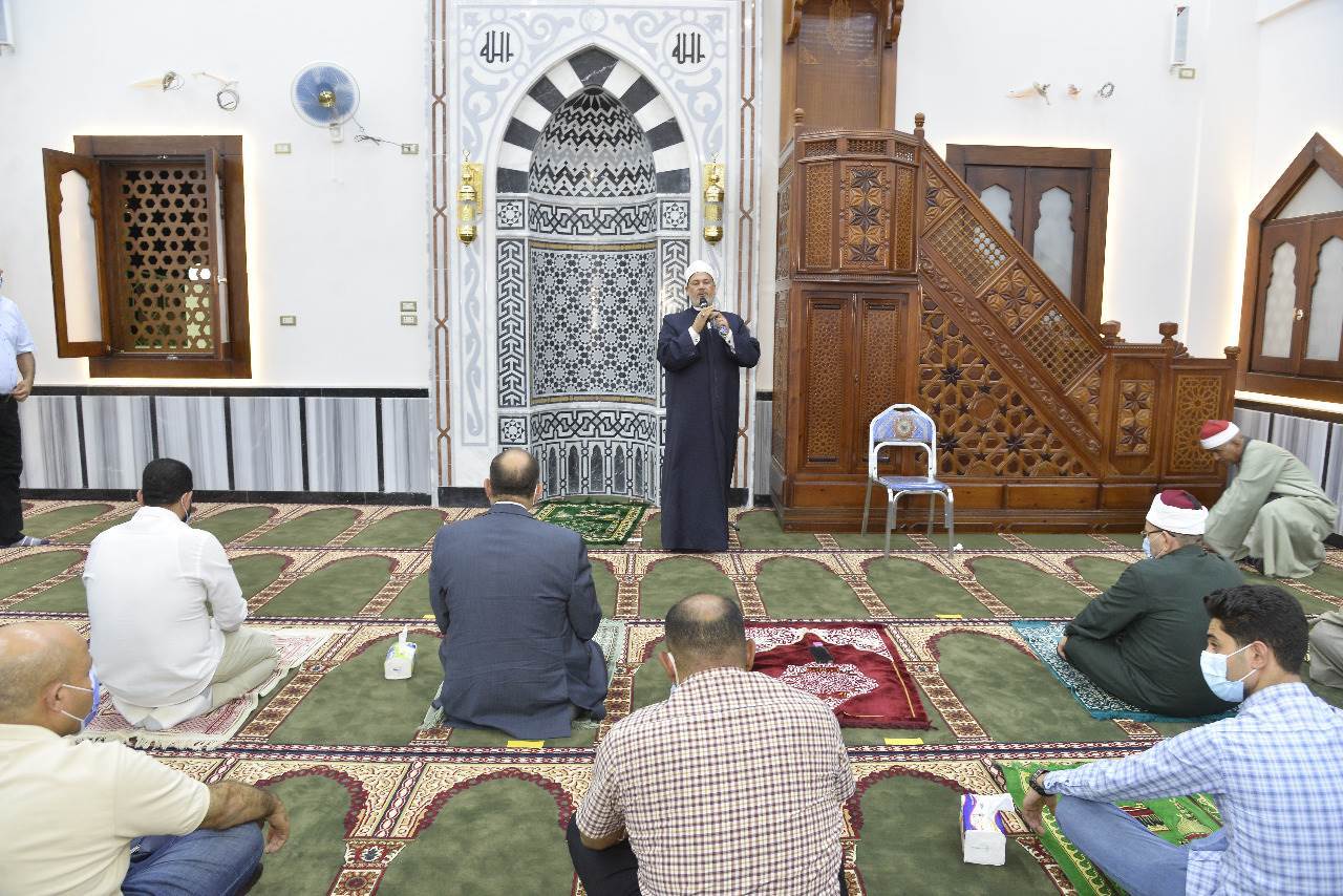 محافظ_أسيوط_يفتتح_مسجد_الرحمن_بمدينة_أسيوط_الجديدة_(12)