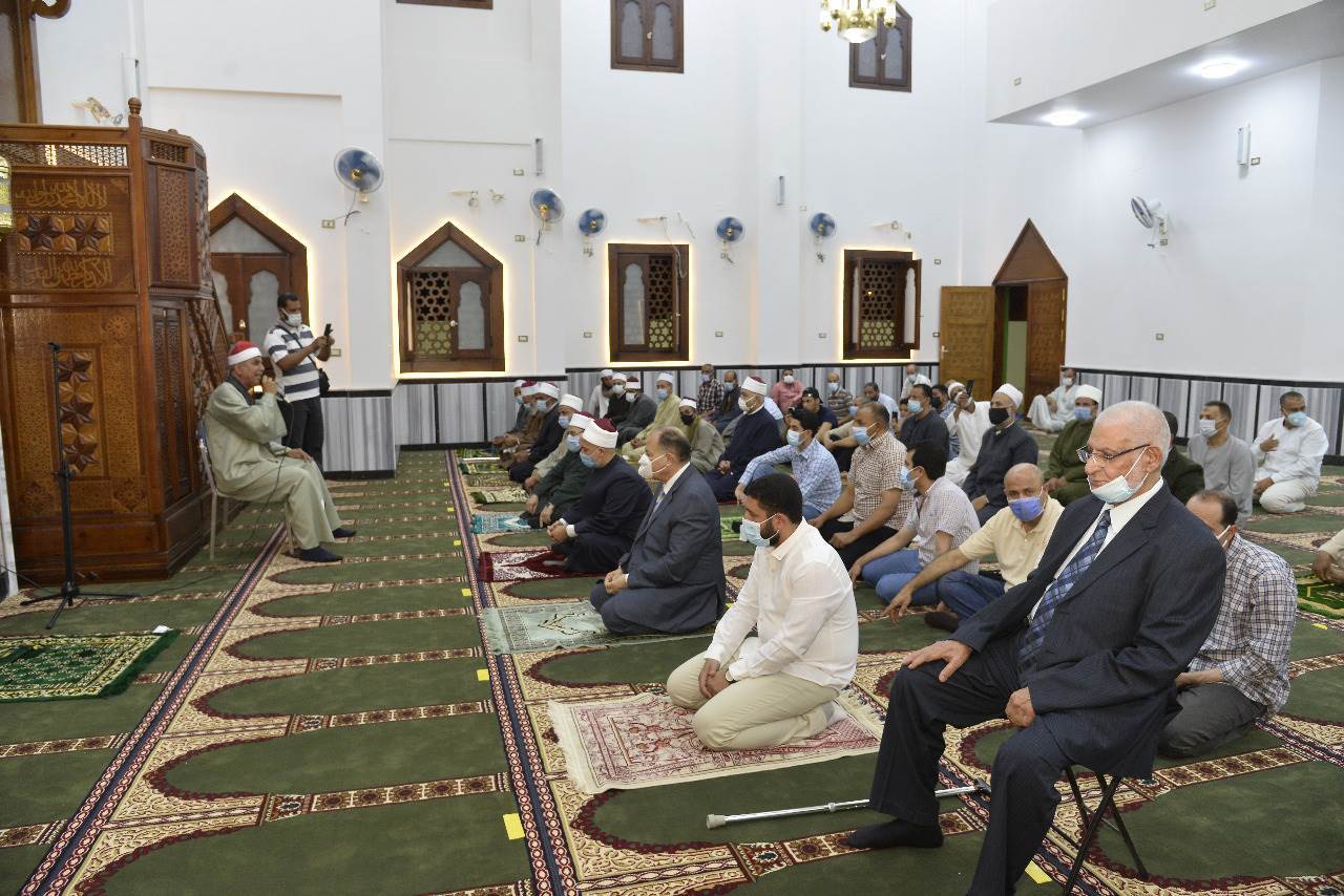 محافظ_أسيوط_يفتتح_مسجد_الرحمن_بمدينة_أسيوط_الجديدة_(13)
