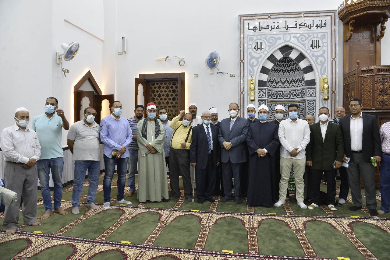 محافظ_أسيوط_يفتتح_مسجد_الرحمن_بمدينة_أسيوط_الجديدة_(17)