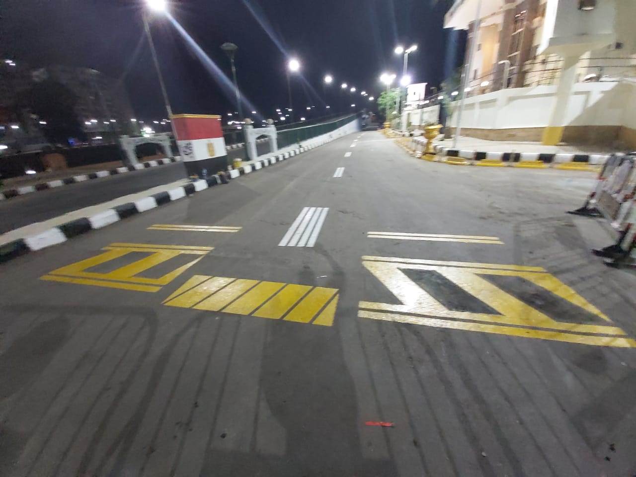 محافظ_أسيوط_يثمن_جهود_طلاب_ومعلمين_التعليم_الفني_لمشاركتهم_في_التجميل_وتخطيط_الشوارع_(3)