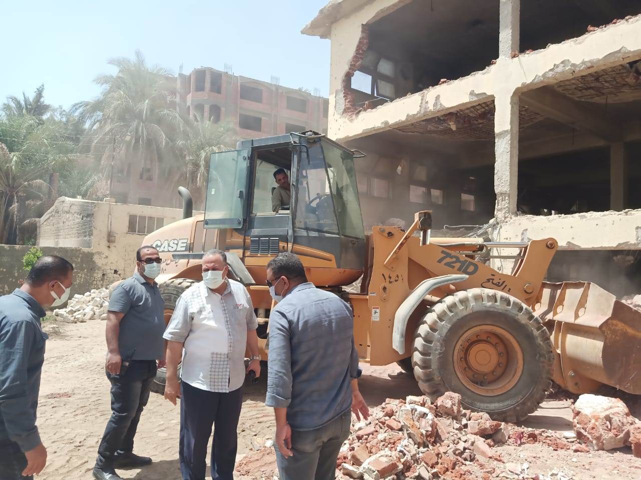 السكرتير_المساعد_يتفقد_مشروعات_حياة_كريمة_بالفتح_والساحل_(5)