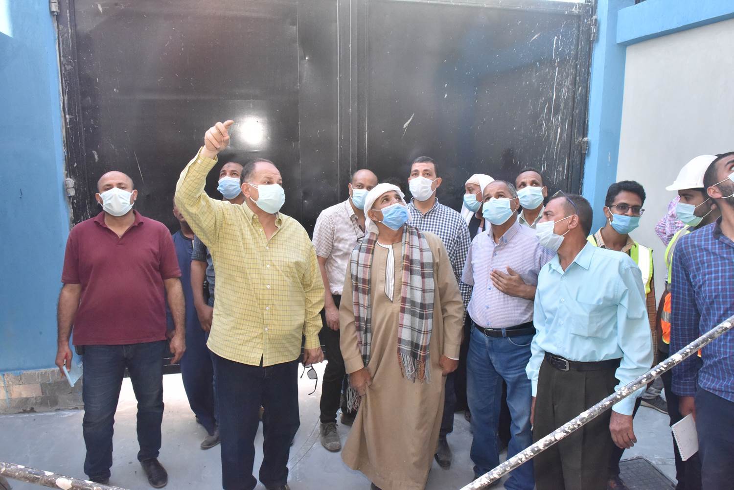 محافظ_أسيوط_يتفقد_انشاء_مدرسة_التناغة_الشرقية_الثانوية_ووحدة_اطفاء_بساحل_سليم_(13)