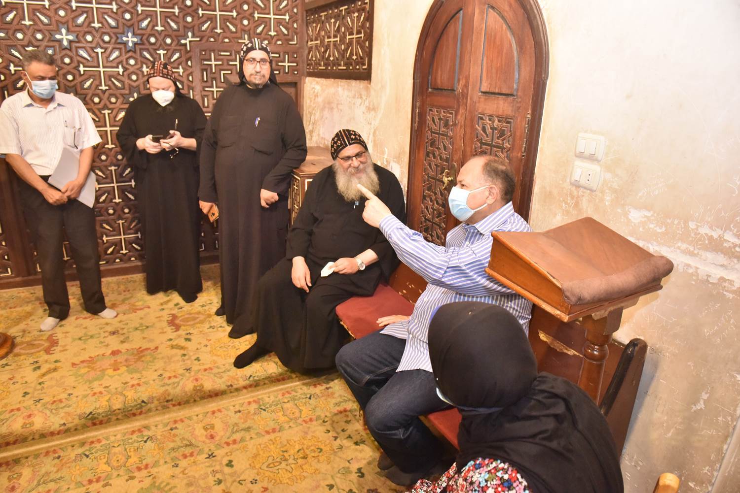 محافظ_أسيوط_يتفقد_تطوير_مسار_رحلة_العائلة_المقدسة_بالقوصية_ويزور_الدير_المحرق_(13)