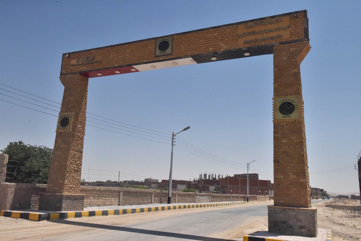 محافظ_أسيوط_يتفقد_تطوير_مسار_رحلة_العائلة_المقدسة_بالقوصية_ويزور_الدير_المحرق_(22)