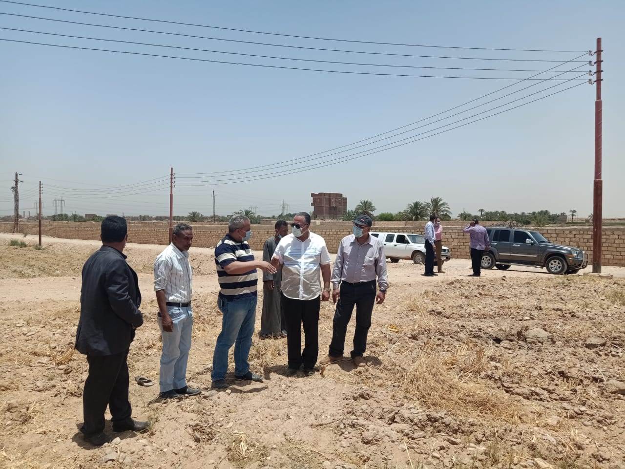 السكرتير_المساعد_يترأس_لجنة_تسعير_بمركز_منفلوط_(6)