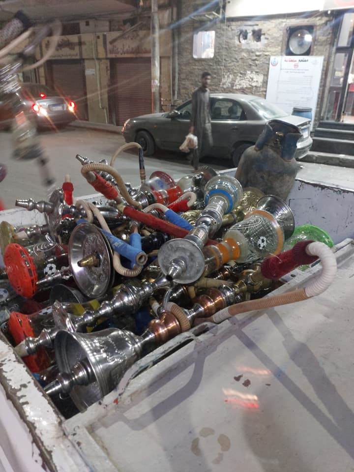 ضبط_ومصادرة_28_شيشة_خلال_حملة_لمتابعة_تطبق_الاجراءات_الاحترازية_بحي_غرب_(4)