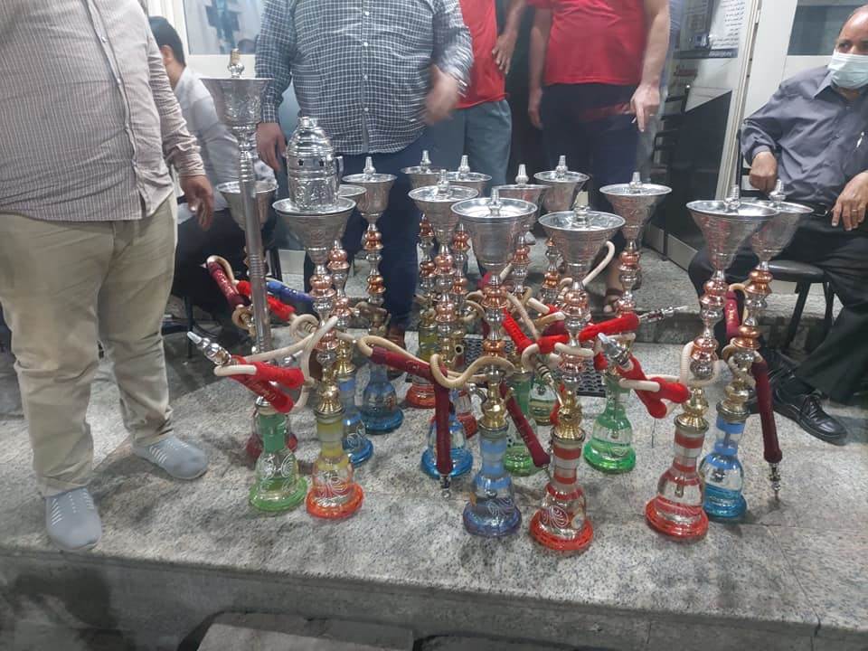 ضبط_ومصادرة_28_شيشة_خلال_حملة_لمتابعة_تطبق_الاجراءات_الاحترازية_بحي_غرب_(6)