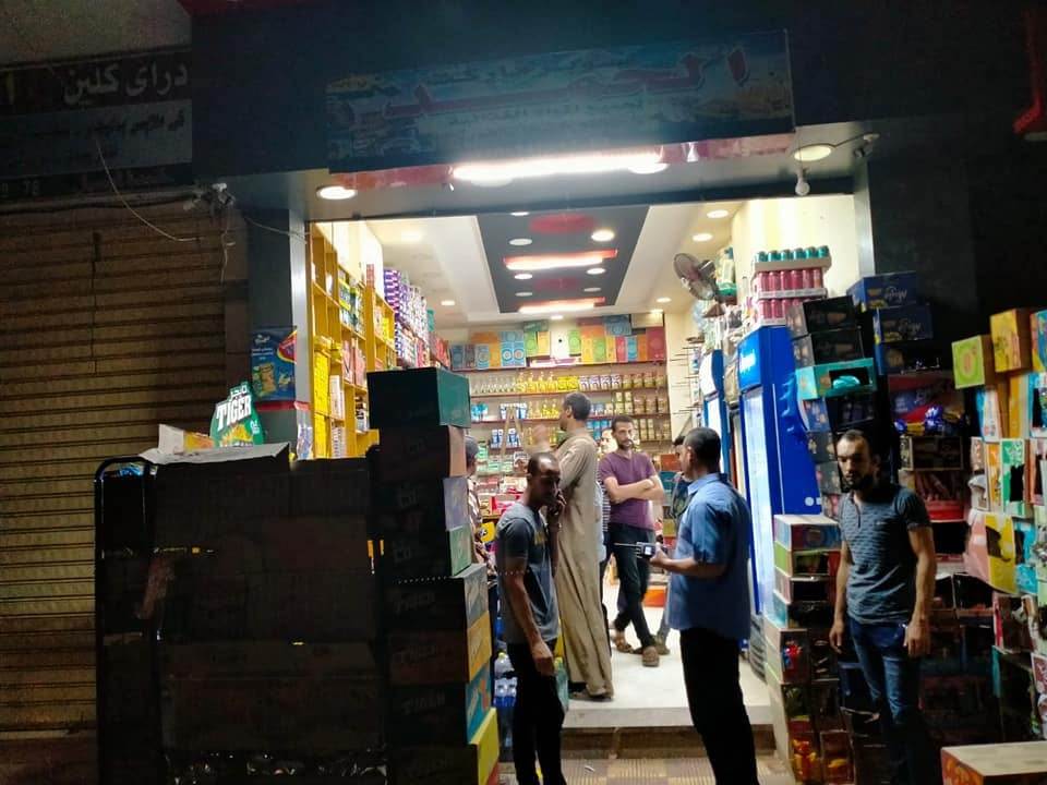 تنفيذ_حملات_لإزالة_الإشغالات_وتعديات_الباعة_الجائلين_والحواجز_الحديدية_والأسمنتية_بالقوصية_وحي_شرق_(6)