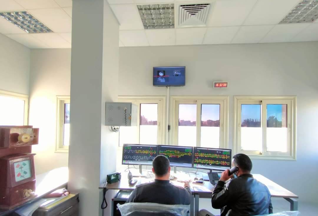 وزير_النقل_ومحافظ_أسيوط_يتفقدا_محطة_ديروط_للسكة_الحديد_وبرج_إشارات_ديروط_(5)