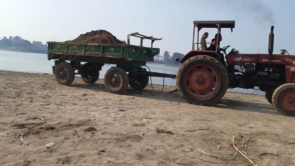 إزالة_6_حالات_تعدي_على_النيل_بقرية_الحواتكة_بمنفلوط_ضمن_58_حالة_تم_إزالتها_(1)