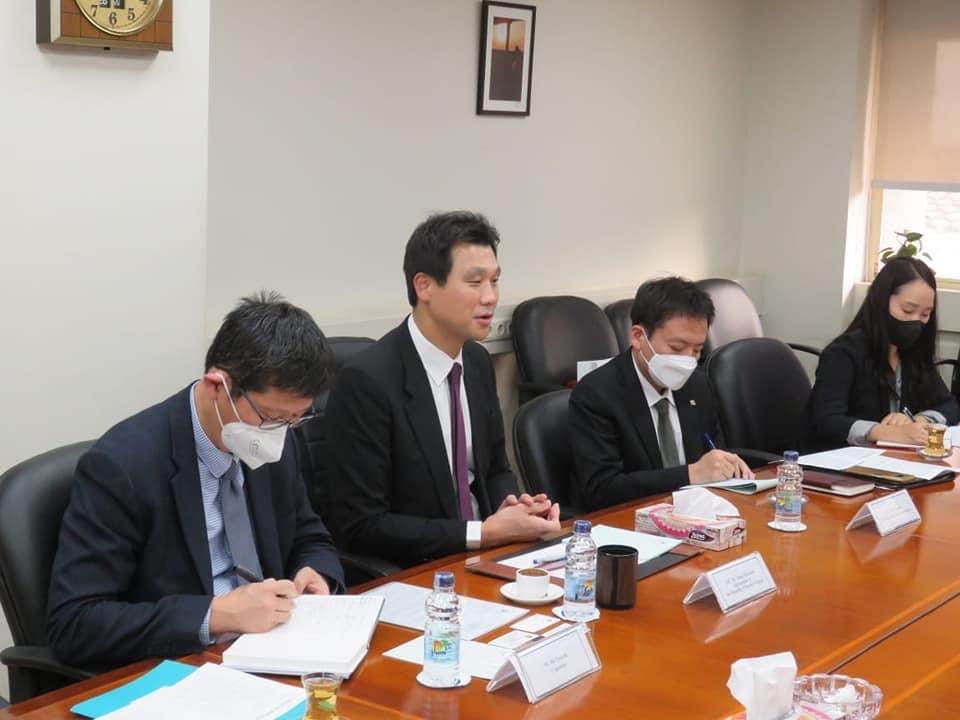 10C52618-AB6C-4E22-85A3-B3B0A7623835 10C52618-AB6C-4E22-85A3-B3B0A7623835