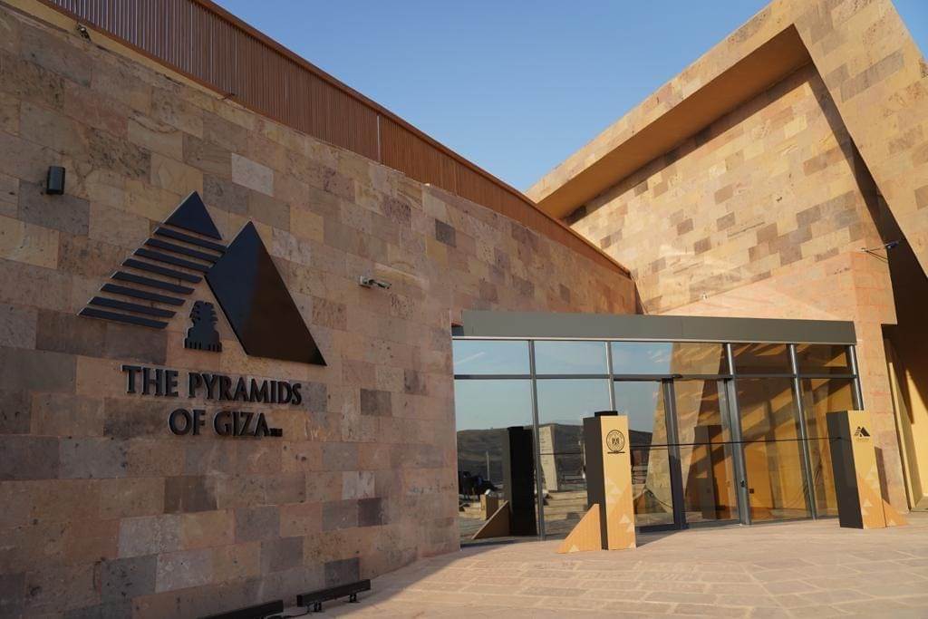 AAEC7C03-9B79-4497-9F4F-24D1A7ADC6AB AAEC7C03-9B79-4497-9F4F-24D1A7ADC6AB