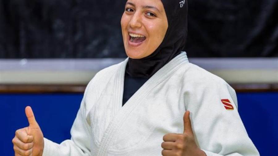 وزير الشباب والرياضة يهنئ صفا سليمان بأول إنجاز تاريخي للجودو المصري