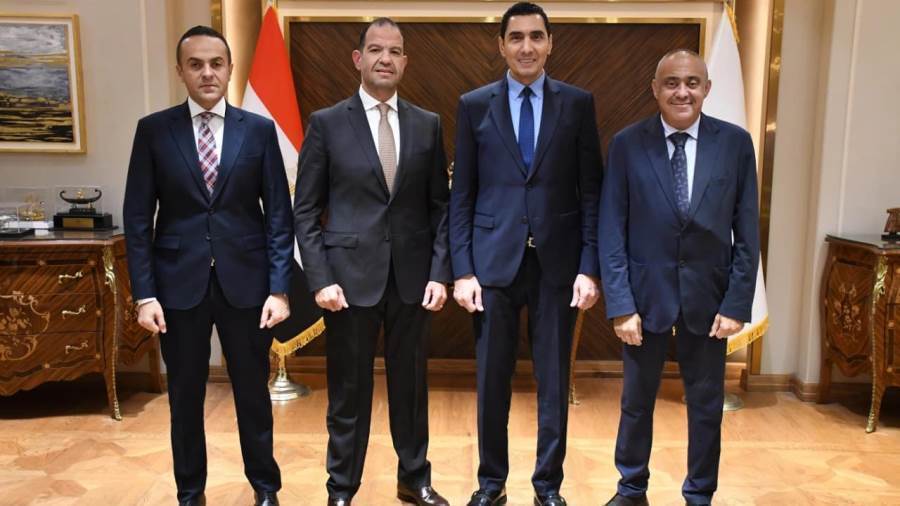 وزير الرياضة يستقبل رئيس المتحدة الرياضية وشركة إستادات لبحث التعاون المشترك