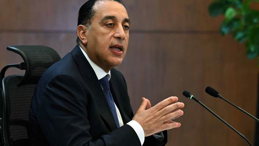 «مدبولي»: لا توجد لدينا أزمة دولارية على الإطلاق