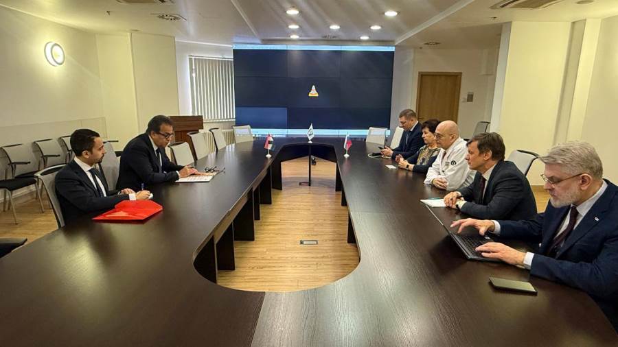 وزير الصحة يبحث إنشاء شراكة «مصرية–روسية» في علاج سرطان الأطفال وإعادة تأهيلهم