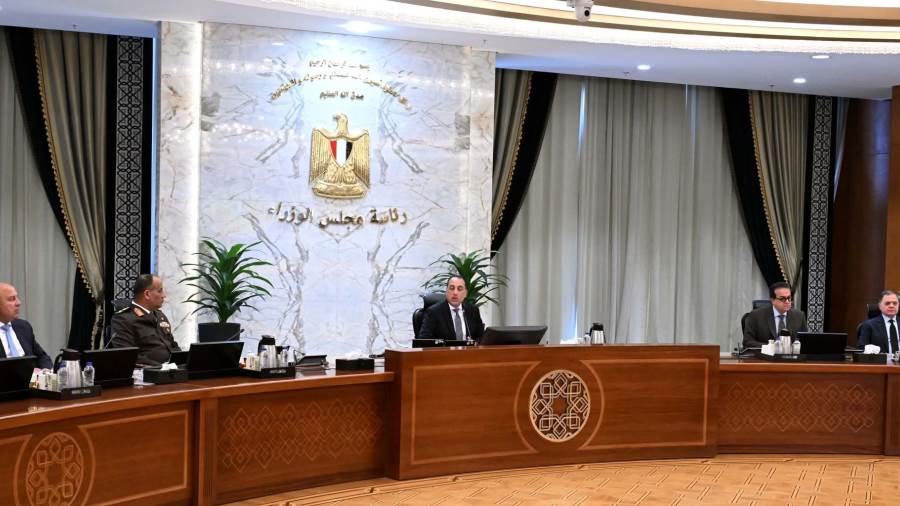 مجلس الوزراء يُصدر كتاب دوري بشأن الالتزام بالمواصفات الخاصة بتحسين كفاءة الطاقة