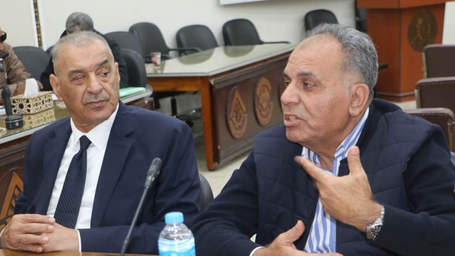 رئيس جهاز مدينة السادات يعقد لقاءً مع مستثمري المنطقة الصناعية الأولى