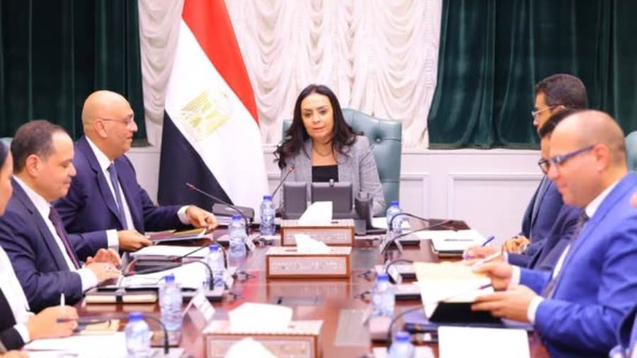 "التضامن" و"جهاز تنمية المشروعات" يبحثان تفعيل الاستراتيجية الوطنية للحرف اليدوية