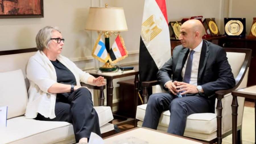 محمد عبداللطيف يبحث سبل تعزيز التعاون المصري الفنلندي في تطوير التعليم