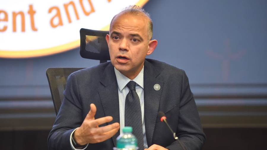 طرح شركة مصر لتأمينات الحياة و"بنك القاهرة" في يونيو