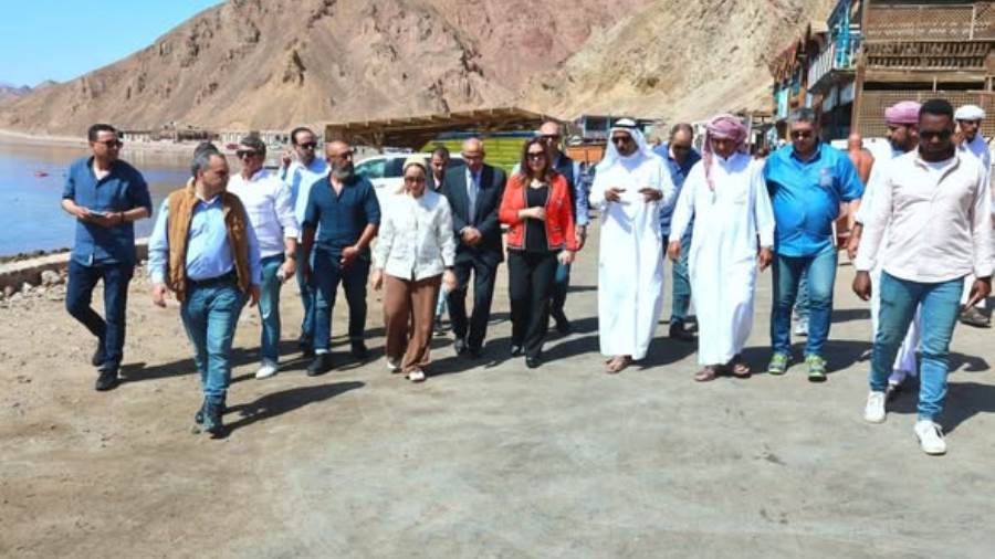 البيئة: خطة متكاملة لتطوير “البلو هول” وتحصيل إلكتروني لرسوم دخول محمية أبو جالوم