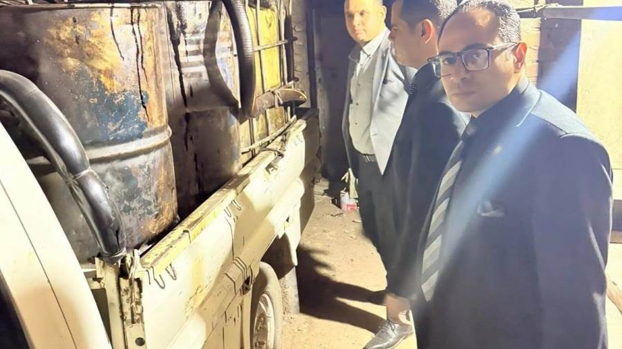 "حماية المستهلك": يضبط 12 طن زيوت سيارات مغشوشة بالدقهلية ويُحيل المخالفين للنيابة