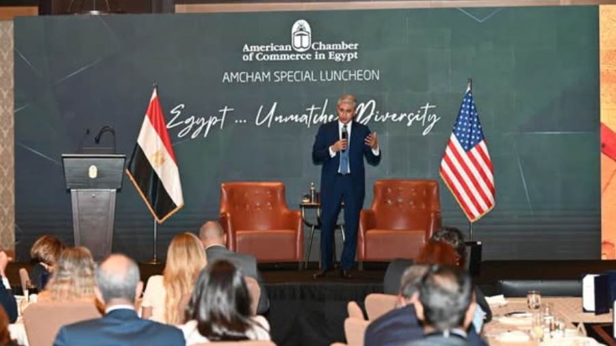 وزير السياحة: مصر وجهة سياحية تعمل على مدار العام