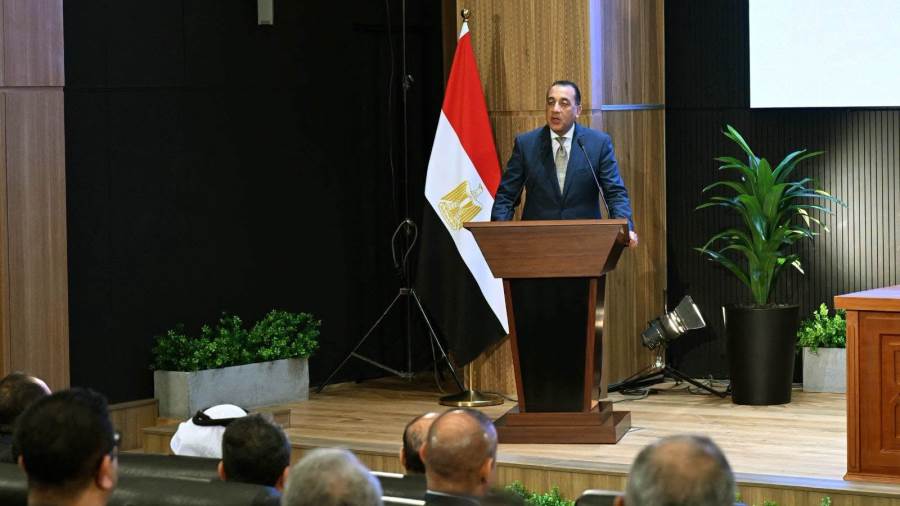 «مدبولي»: 95 صناعة مصرية تقوم على مشاريع التطوير العقاري 