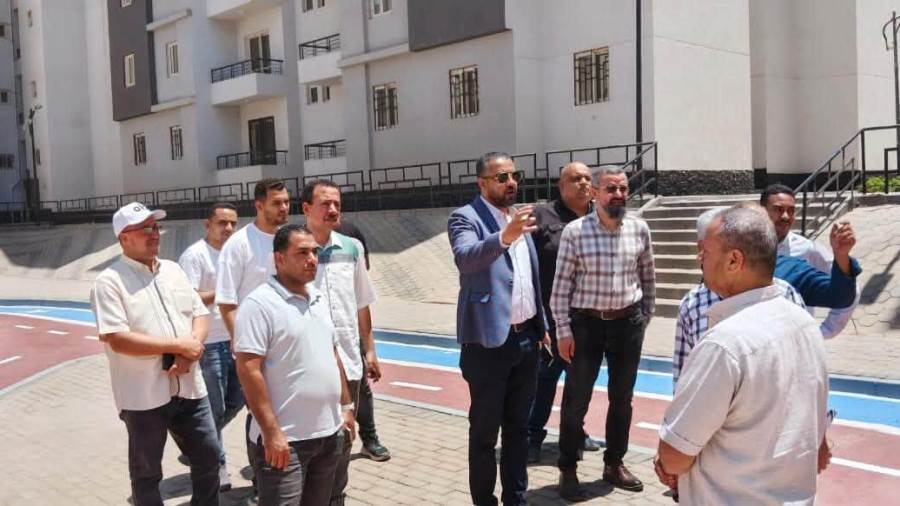 المهندس محمود مراد يتفقد المشروعات السكنية والخدمية بالعبور الجديدة