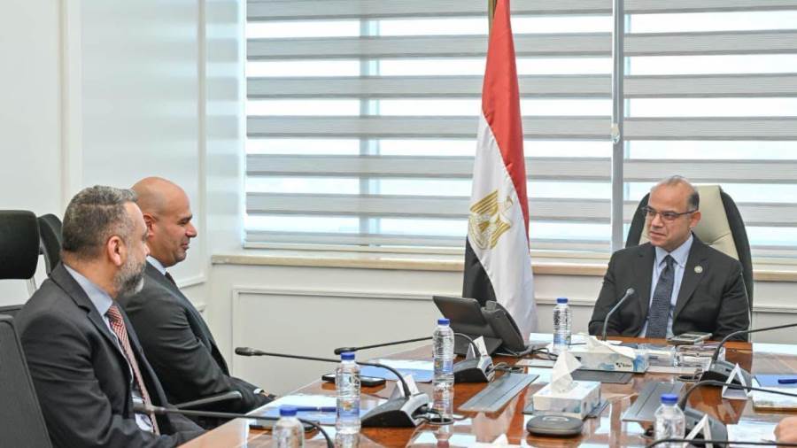 الاستثمار تبحث خطط شركة بروكتر آند جامبل التوسعية في مصر