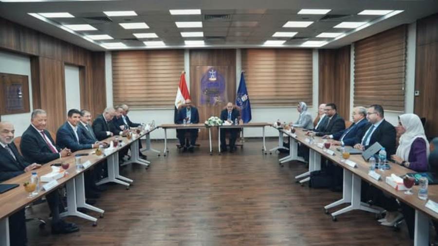هيئة الدواء وغرفة صناعة الدواء يبحثان آليات استقرار سوق الدواء