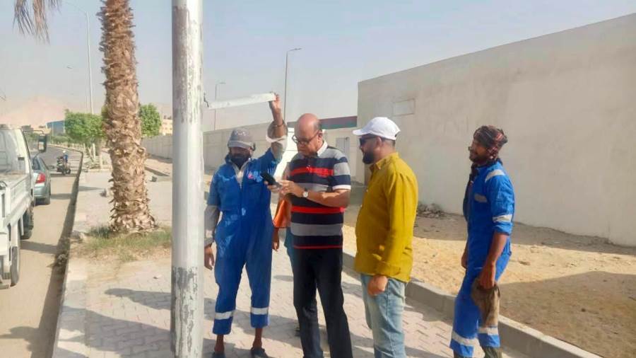  المهندسة أسماء مخلوف: تنفيذ خطة متكاملة لتطوير شبكات الإنارة العامة بالسويس الجديدة