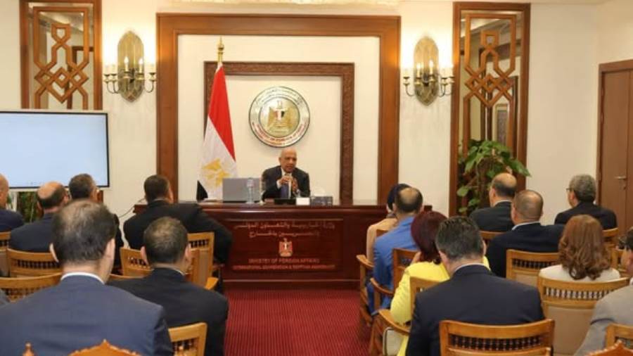 الدكتور محمود عصمت: تطوير الشبكة القومية عملية مستمرة