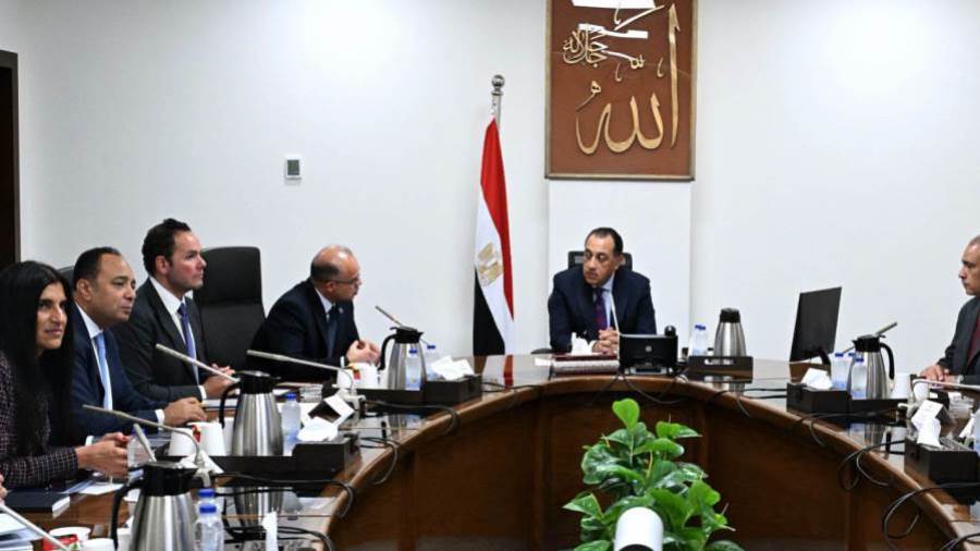 رئيس الوزراء يستعرض جهود صندوق مصر السيادي لتعظيم العائد من أصول الدولة