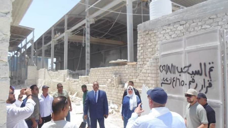حملات بالمنطقتين الصناعيتين "بني سويف الجديدة والمطاهرة بالمنيا" لسحب الأراضي