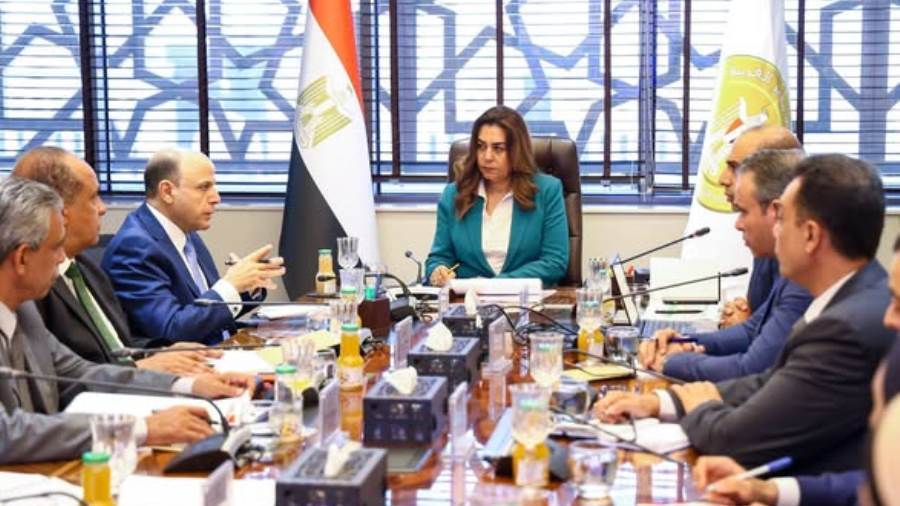 وزارة التنمية المحلية تعتمد خطة للقضاء على التراكمات العشوائية للقمامة بالغربية