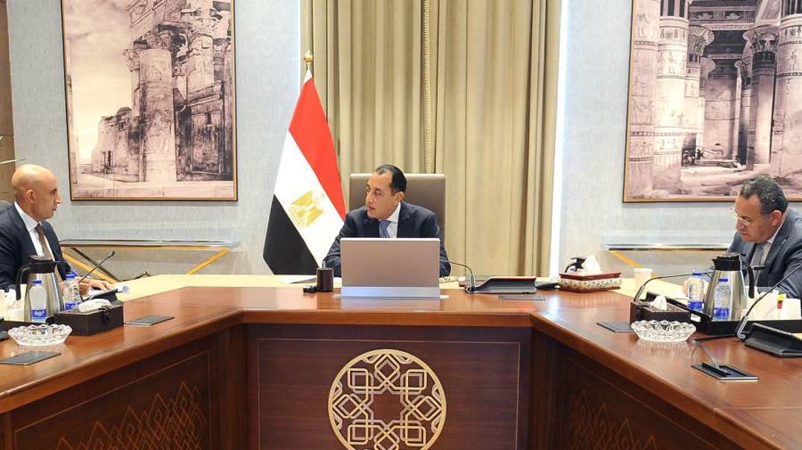 "مدبولي" يوجه الحكومة بالرد على شواغل وتساؤلات الرأي العام 