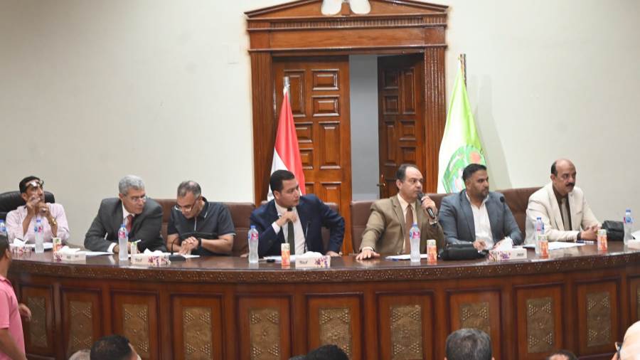 ١٩٥ مليون جنيه حصيلة بيع ١١ وحدة صناعية بمزاد علني بالعاشر من رمضان