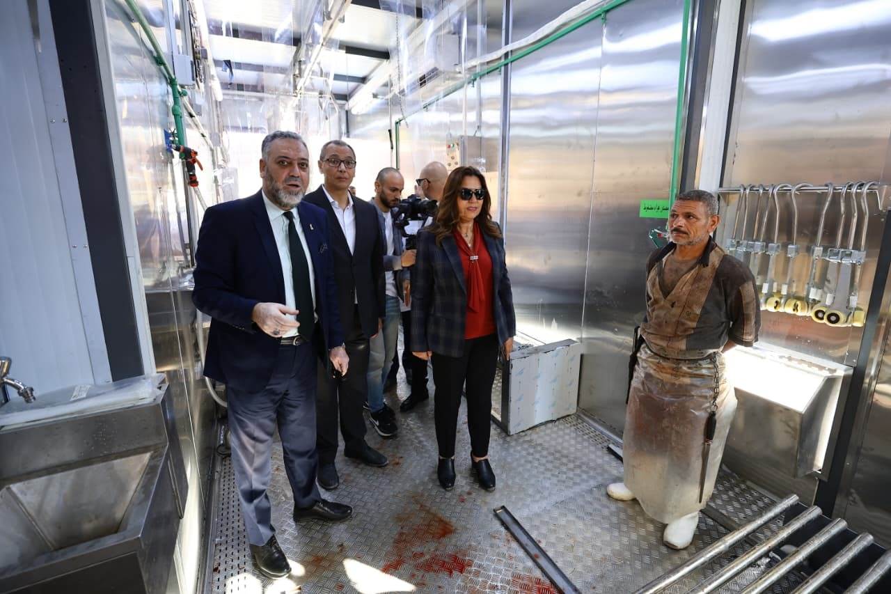 جولة داخل أول مجزر متنقل بصناعة محلية