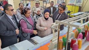 د. همت أبوكيلة تتفقد مدارس إدارة الزاوية التعليمية