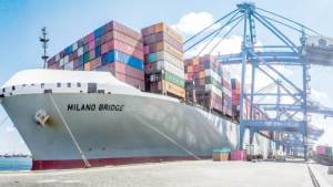 «النقل»: خطة لتطوير الموانئ والأسطول البحري وإنشاء 33 ميناءً جافًا ومنطقة لوجستية