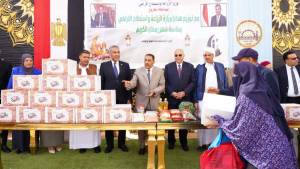 "الزراعة" تدعم الأسر الأولى بالرعاية بمطروح بـ 2000 كرتونة غذائية بمناسبة رمضان