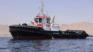 الفريق أسامة ربيع: انتهاء أعمال التسليم للقاطرتين "عزم 3- 4" بقوة شد 90طن