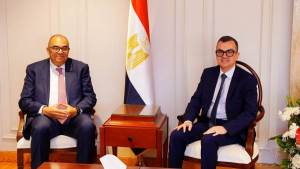 وزير التخطيط يبحث مع المبعوث الأممي آليات توسيع التمويل للمشروعات التنموية بمصر