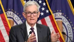 الاحتياطي الفيدرالي يثبت أسعار الفائدة مع ارتفاع النفط وتباطؤ سوق العمل