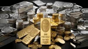 الذهب يهوى عالميا بأكثر من 8% والفضة تنخفض 10% 