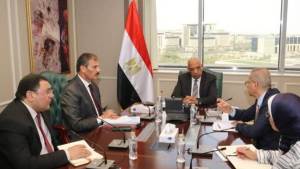 وزير الكهرباء يجتمع بخلية إدارة الأزمة لمتابعة خطة التشغيل تأمين الشبكة الكهربائية