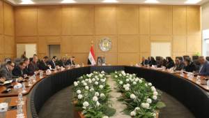 وزير الكهرباء يجتمع باللجنة الاستراتيجية "للكهرباء" لمتابعة تنفيذ إجراءات ترشيد الإنفاق الحكومي